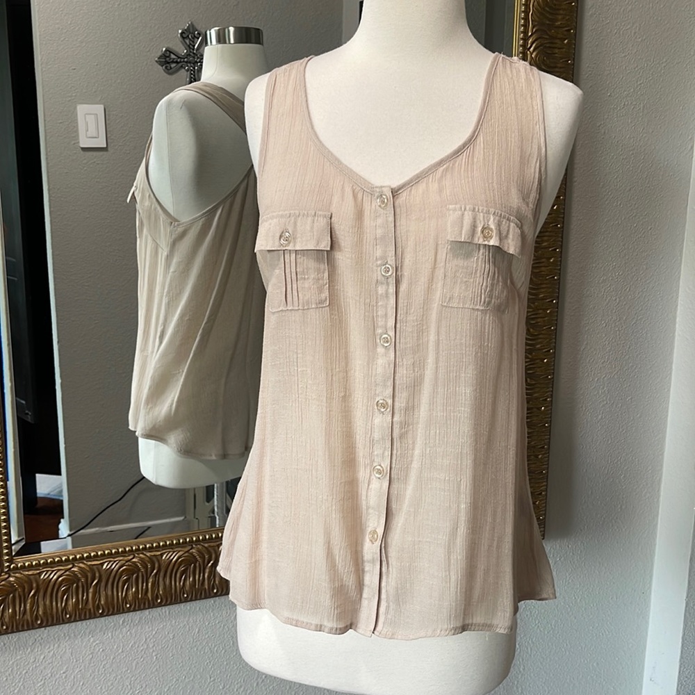 mine Beige Sleeveless Button-Front Utility Tank